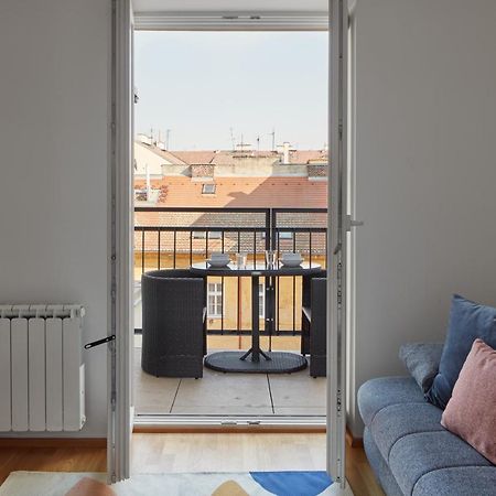 Bright Apartment In New Town By Prague Days Εξωτερικό φωτογραφία