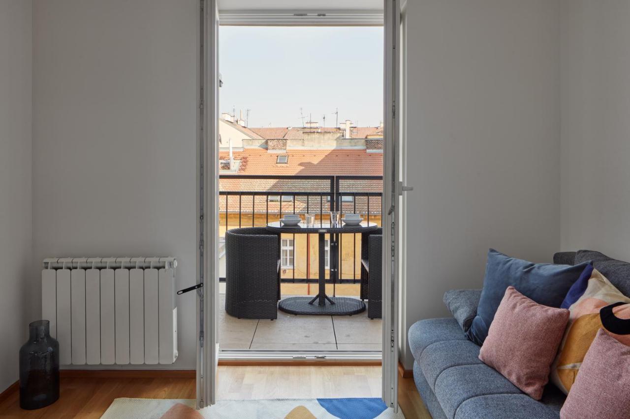 Bright Apartment In New Town By Prague Days Εξωτερικό φωτογραφία