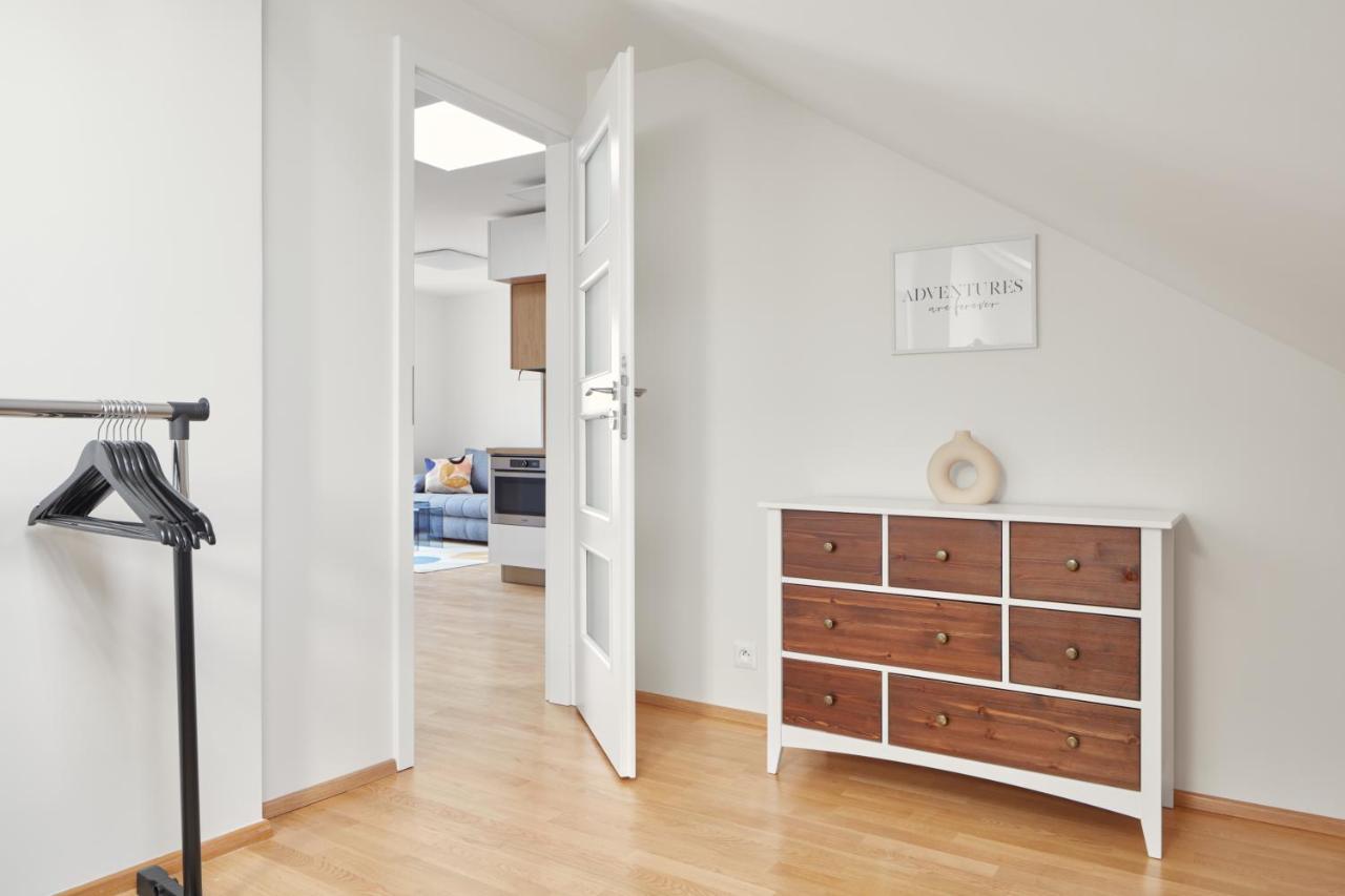 Bright Apartment In New Town By Prague Days Εξωτερικό φωτογραφία